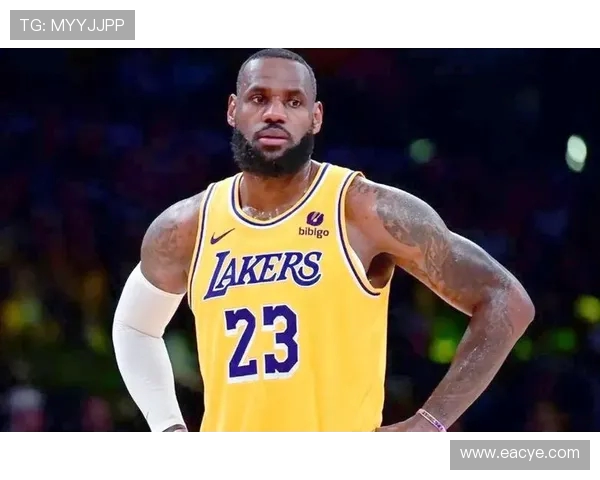 詹姆斯的传奇之路:从篮球天才到全球偶像的成长历程